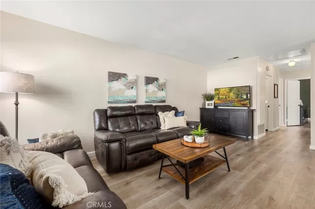 MLS: PW23048078 Condo For Sale