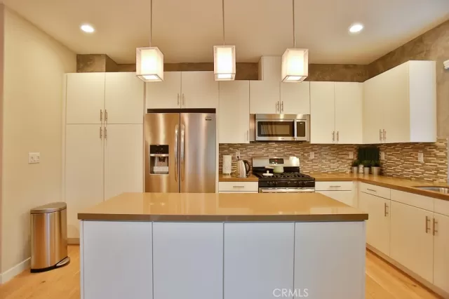 MLS: PW23052491 Condo For Sale