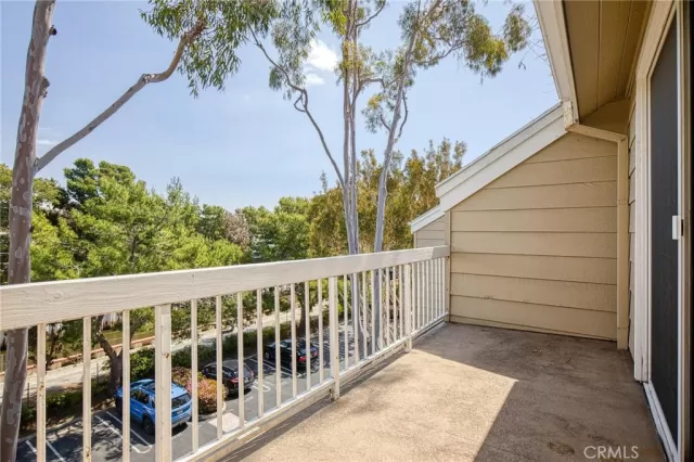 MLS: PW23056020 Condo For Sale