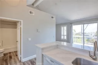 Photo #4: PW23056020 Listing 