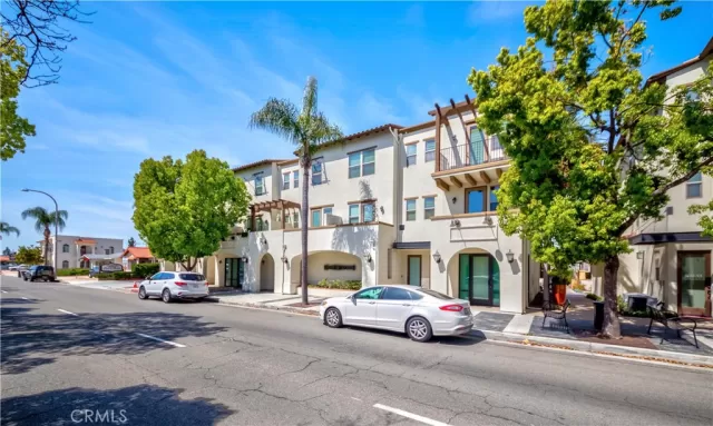 MLS: PW23056849 Condo For Sale