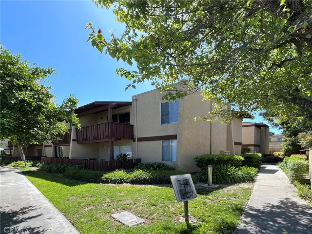 MLS: PW23057131 Condo For Sale