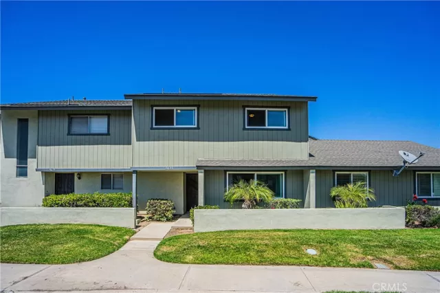 MLS: PW23059508 Condo For Sale