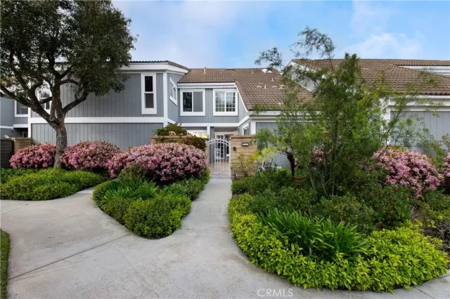 MLS: PW23061283 Condo For Sale