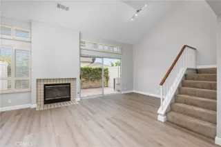 Photo #4: PW23061926 Listing 