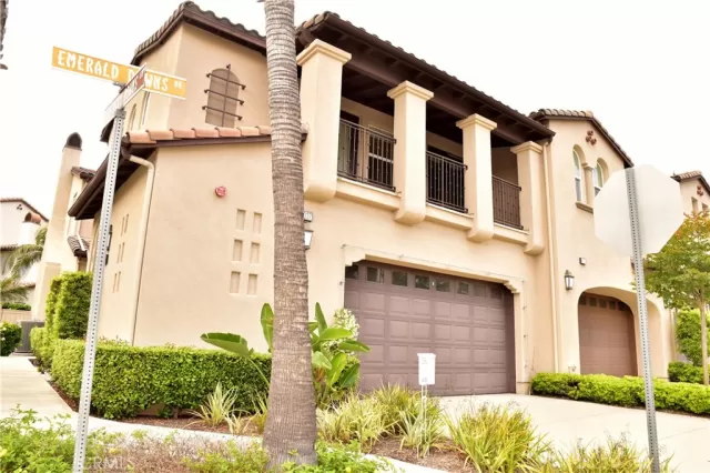 MLS: PW23061983 Condo For Sale