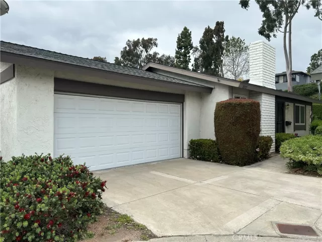 MLS: PW23062679 Condo For Sale