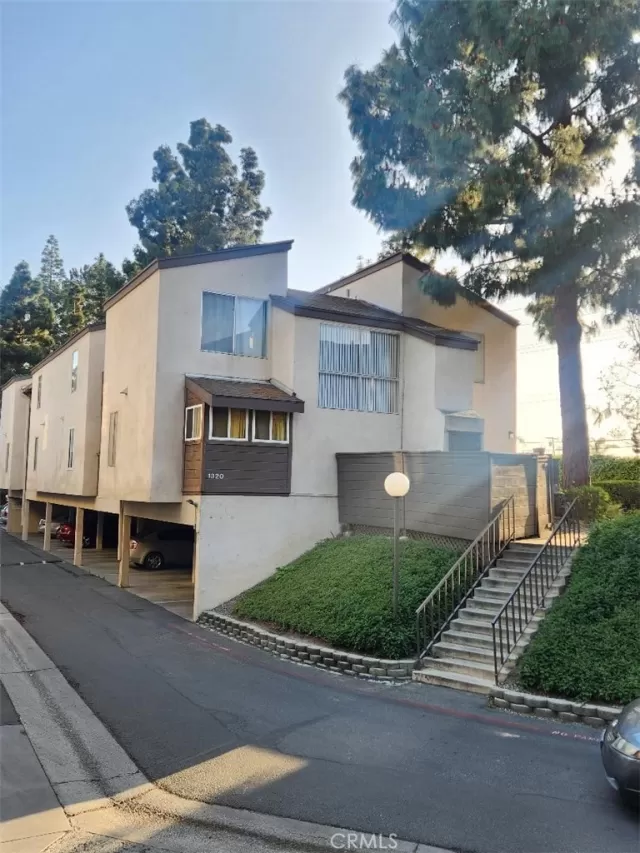 MLS: PW23063574 Condo For Sale