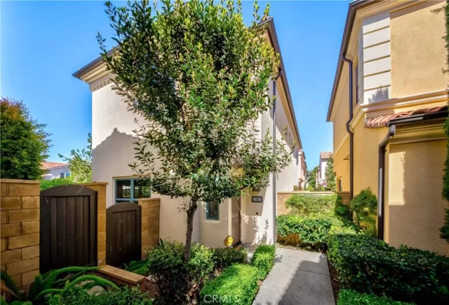 MLS: PW23064045 Condo For Sale