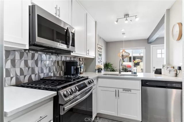 MLS: PW23065881 Condo For Sale