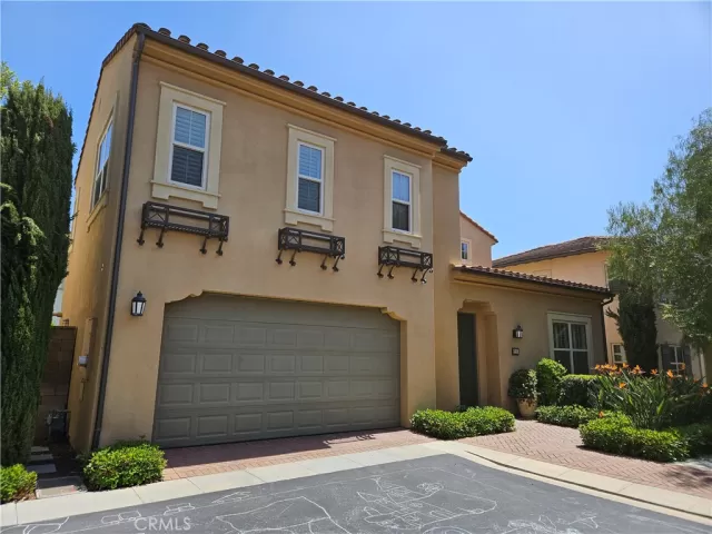 MLS: PW23070172 Condo For Sale