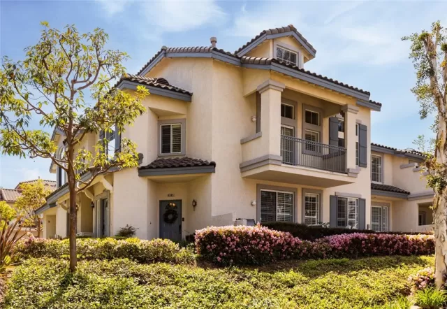 MLS: PW23070831 Condo For Sale