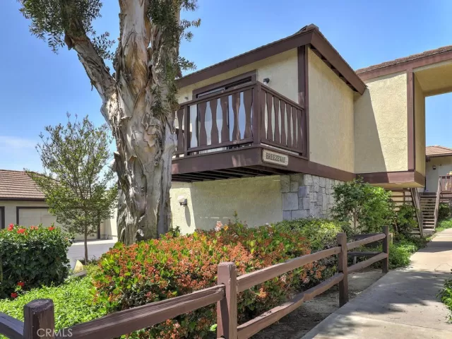 MLS: PW23072448 Condo For Sale