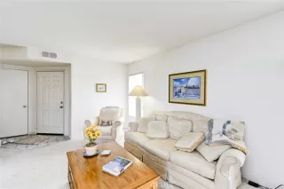 Photo #5: PW23073701 Listing