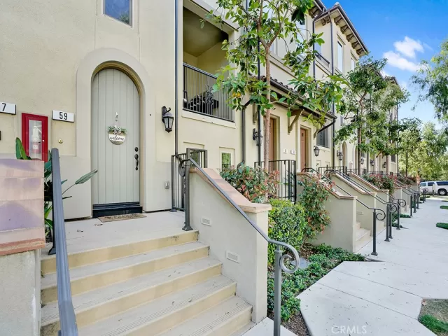 MLS: PW23074907 Condo For Sale