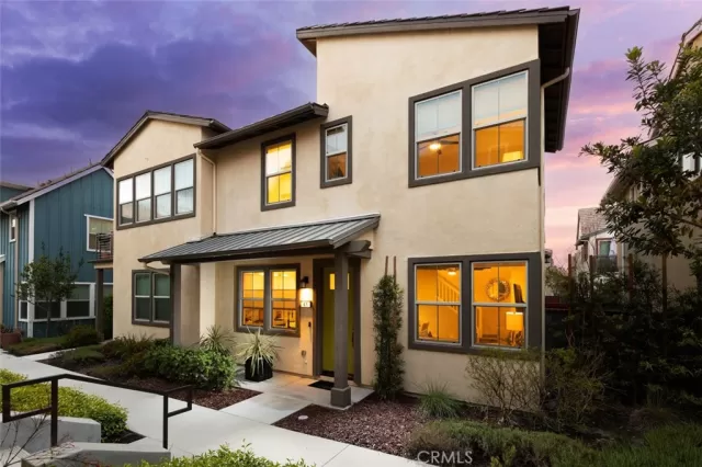 MLS: PW23078716 Condo For Sale