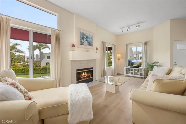 MLS: PW23079649 Condo For Sale