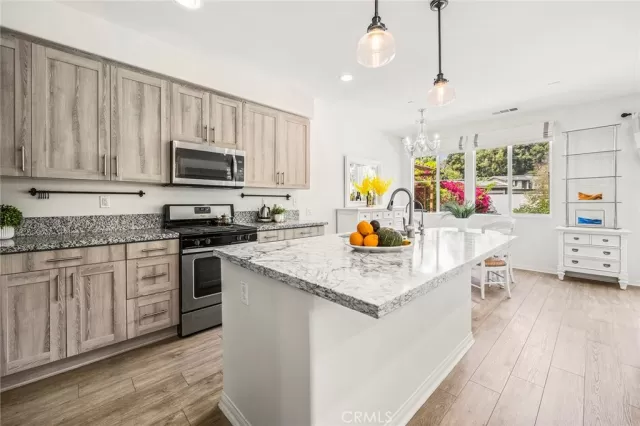 MLS: PW23080815 Condo For Sale