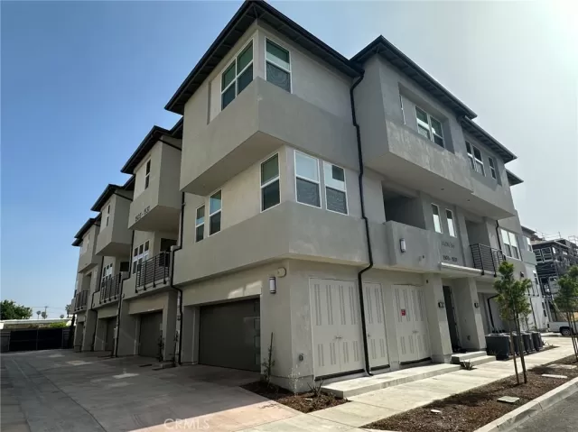 MLS: PW23081287 Condo For Sale