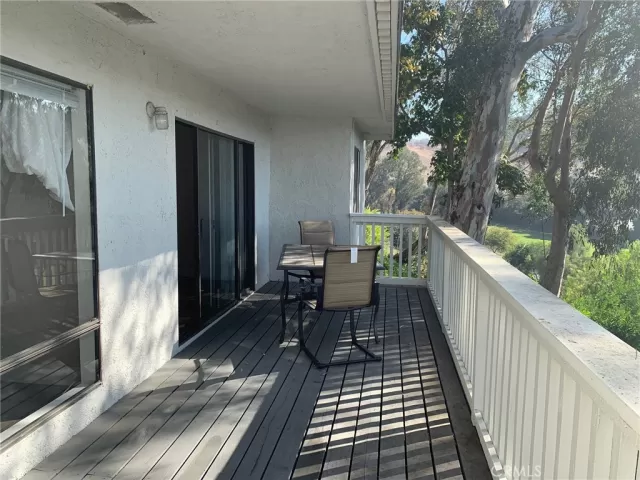 MLS: PW23081615 Condo For Sale