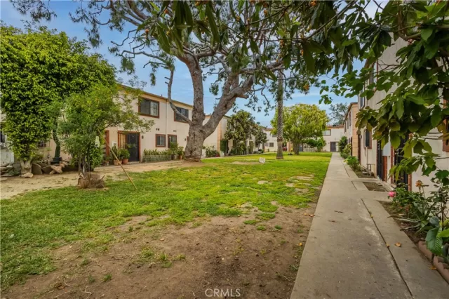 MLS: PW23083654 Condo For Sale