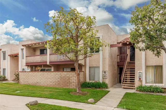 MLS: PW23092569 Condo For Sale