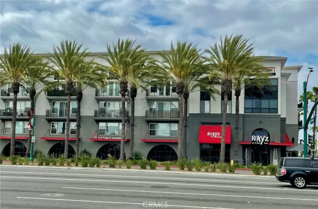 MLS: PW23093841 Condo For Sale