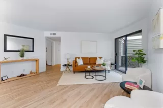 Photo #3: PW23095036 Listing