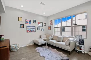 Photo #1: PW23096360 Listing