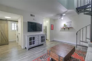 Photo #3: PW23096512 Listing