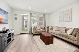 Photo #1: PW23098142 Listing 