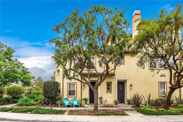 MLS: PW23100101 Condo For Sale