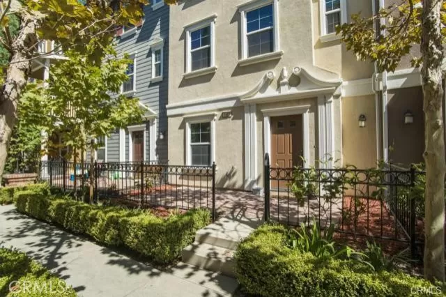 MLS: PW23100384 Condo For Sale