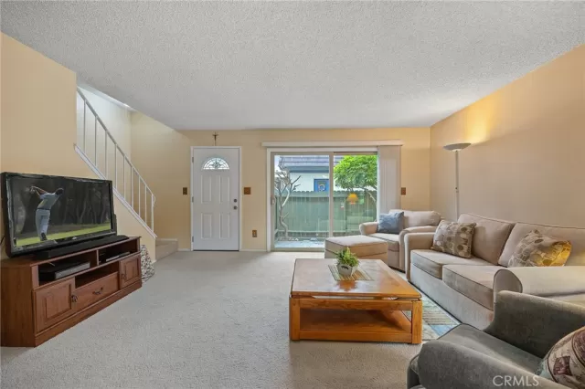 MLS: PW23101593 Condo For Sale