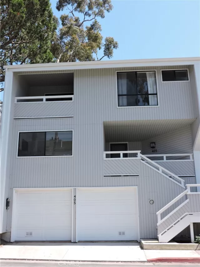 MLS: PW23102375 Condo For Sale