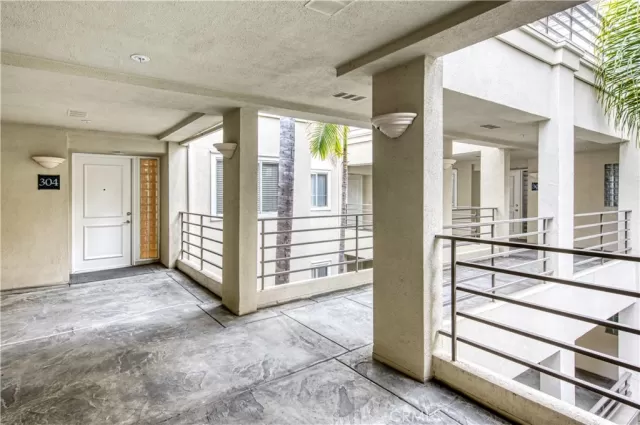 MLS: PW23103635 Condo For Sale