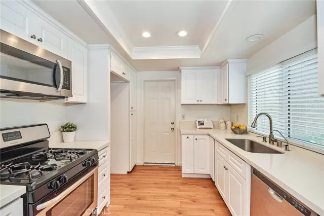 MLS: PW23104089 Condo For Sale