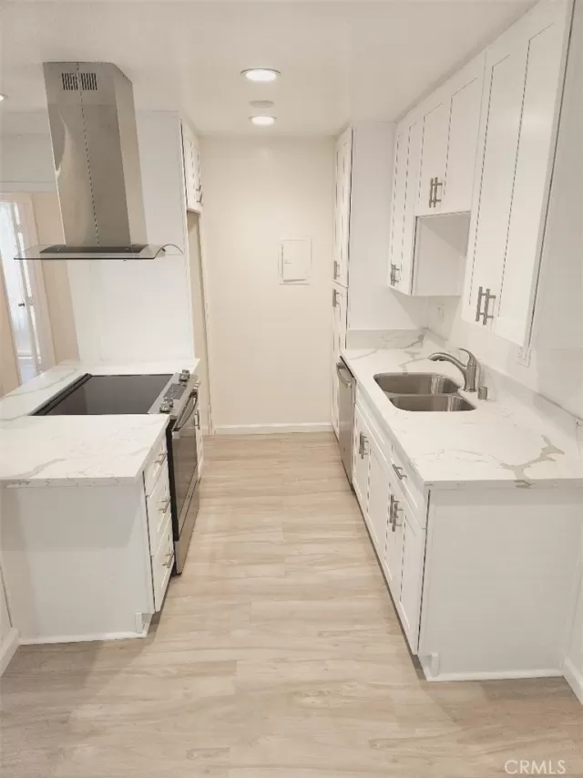 MLS: PW23105106 Condo For Sale