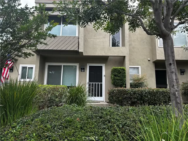 MLS: PW23108391 Condo For Sale