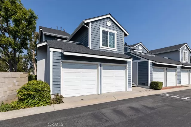 MLS: PW23108802 Condo For Sale