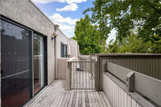 MLS: PW23109139 Condo For Sale