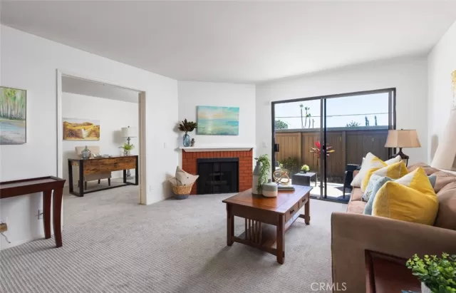 MLS: PW23109388 Condo For Sale