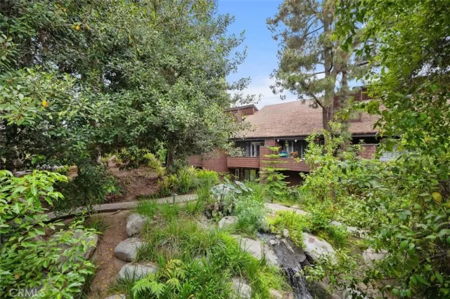 MLS: PW23109756 Condo For Sale