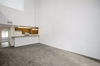 Photo #4: PW23109756 Listing 