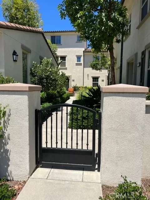 MLS: PW23110288 Condo For Sale