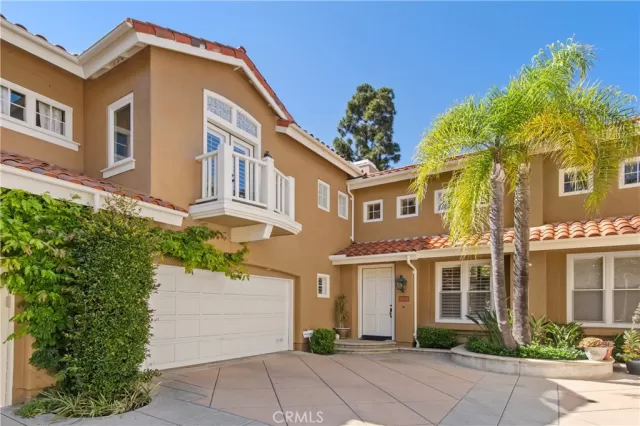 MLS: PW23110977 Condo For Sale