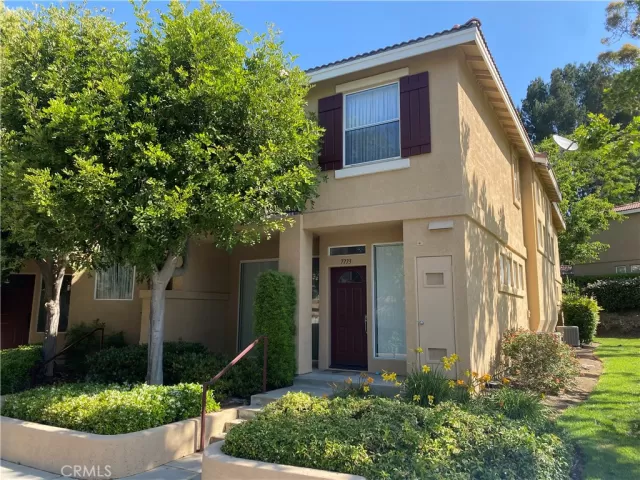 MLS: PW23111734 Condo For Sale