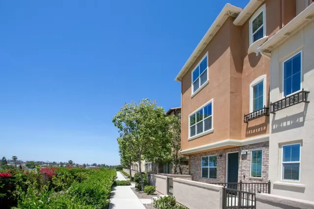 MLS: PW23112299 Condo For Sale