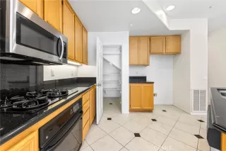 Photo #6: PW23115713 Listing 