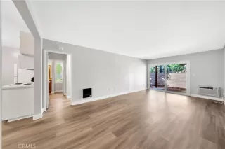 Photo #4: PW23116032 Listing